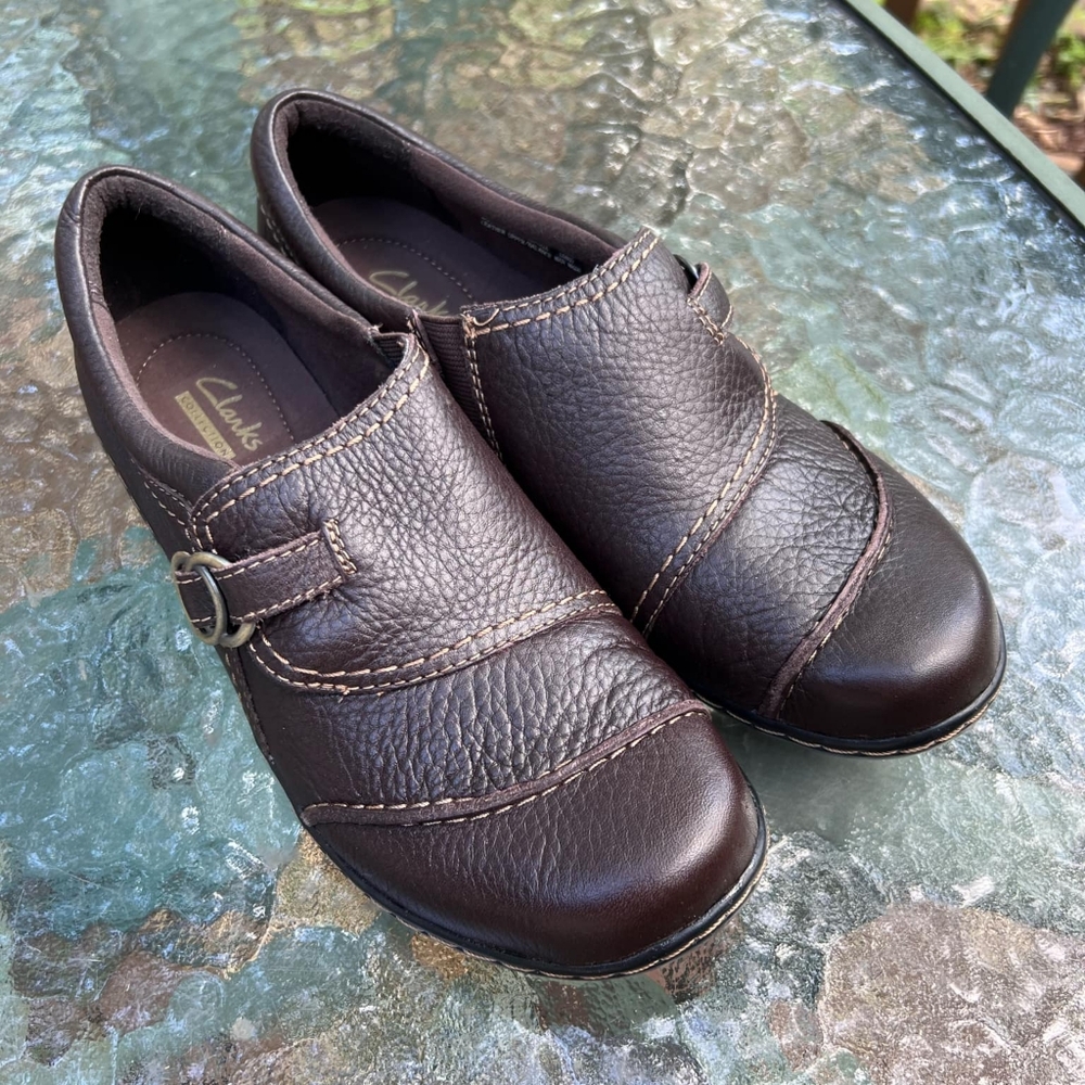 Clarks - "Ashland Indigo" Flats Shoes - Brown - Size 8 1/2 M